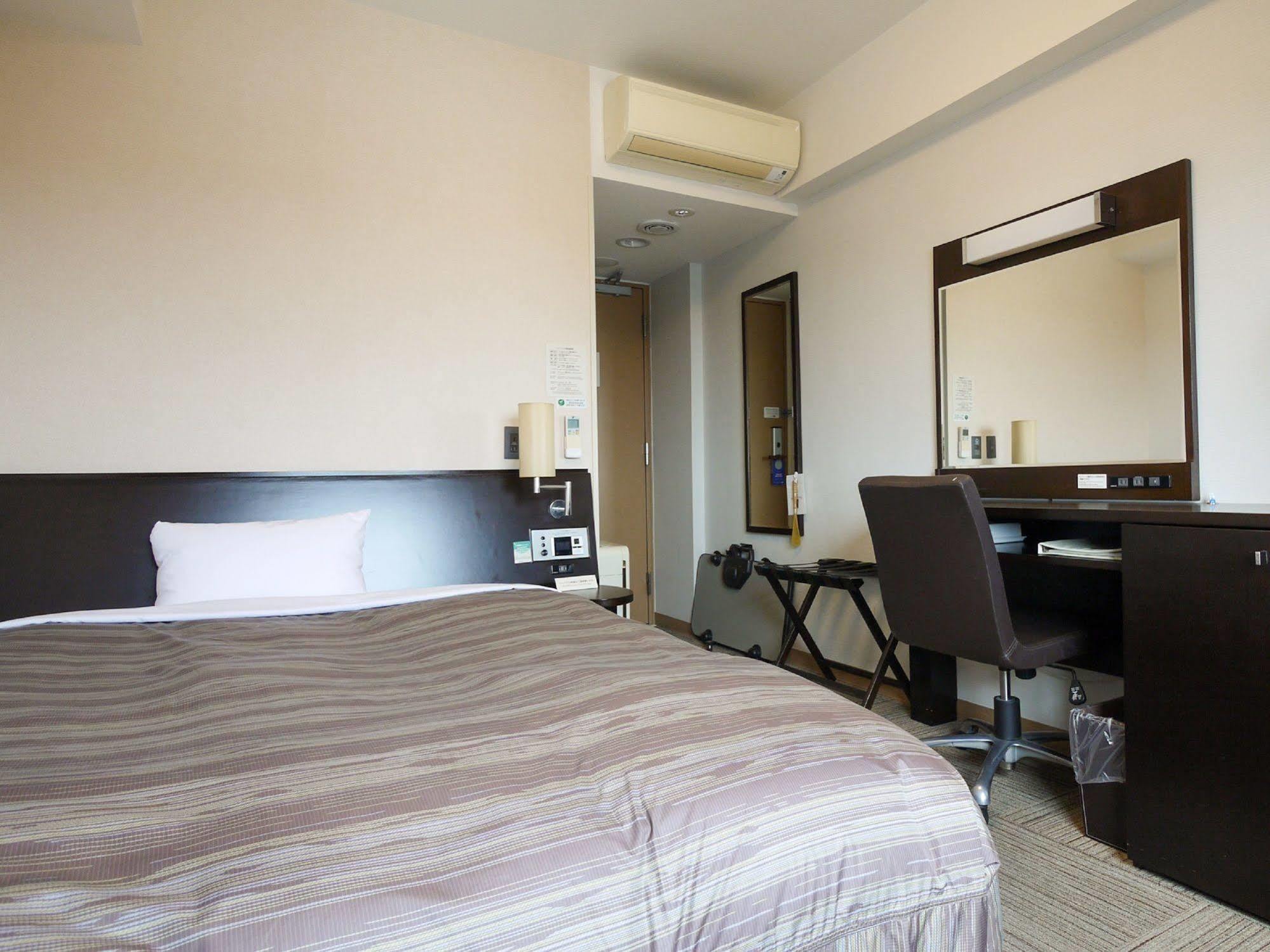 Hotel Route-Inn Koga Ekimae Ngoại thất bức ảnh